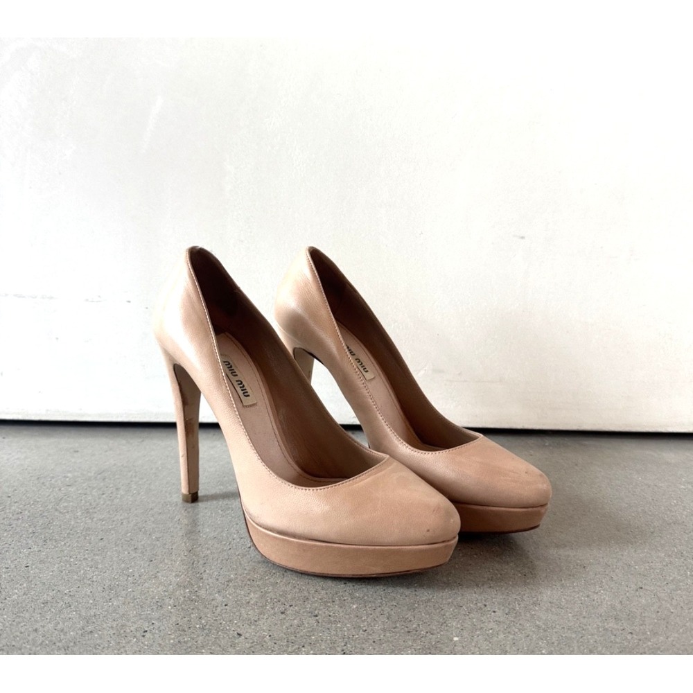 Mui Mui Vintage Authentic Nude Platform Heels Pumps Womens Sz 39